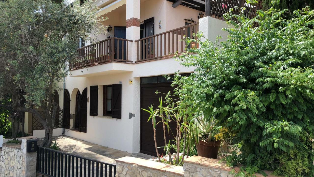 Mediterrania 98 Torroella De Montgri Bagian luar foto